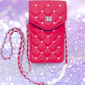 NWT - BADGLEY MISCHKA Pink Quilted
Crossbody Cellphone Bag with Chain Strap